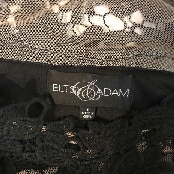 Elegant Floor length Black Gown - Picture 7 of 8